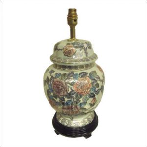Oriental porcelain Temple Jar Table Top Lamp with flower arrangement design